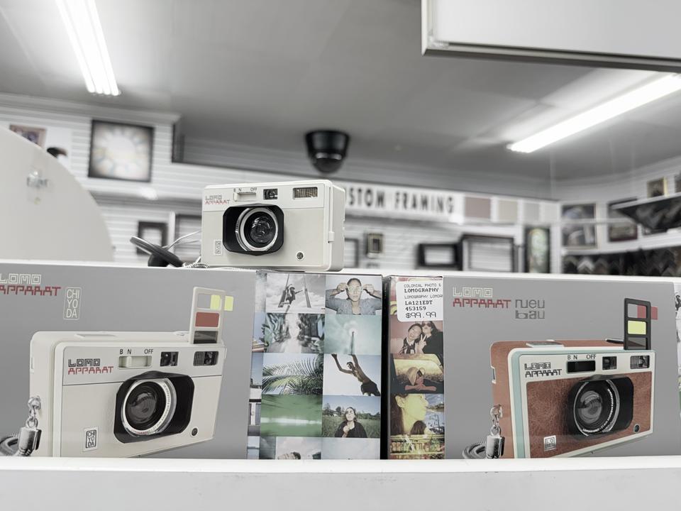 Colonial Photo & Hobby, photo 3