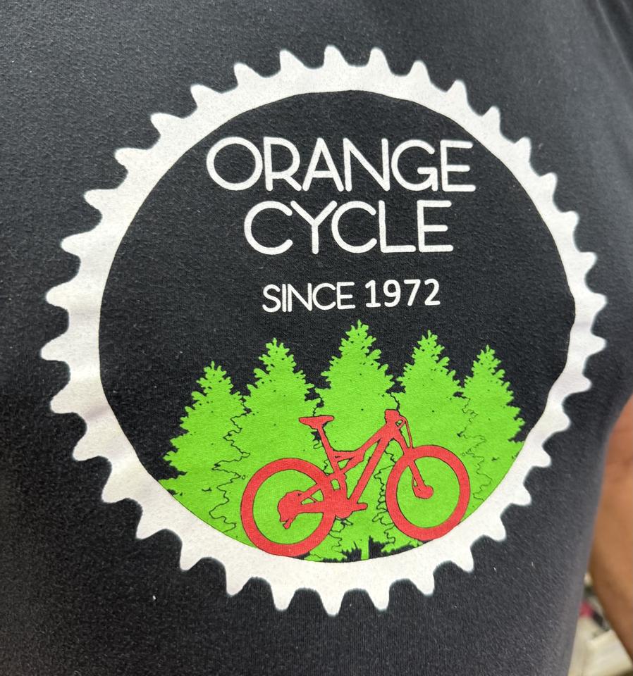 Orange Cycle, photo 3